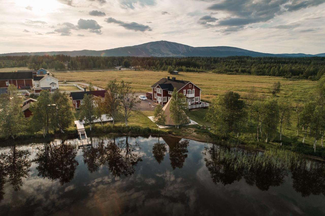 Aurora Estate Hotel Ylläsjärvi Eksteriør billede